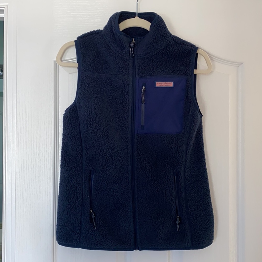 XXS Vineyard Vines Navy Sherpa Patch Pocket Vest